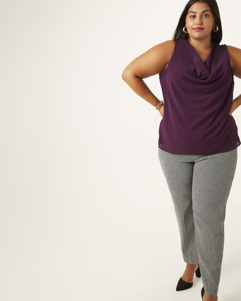 Plus size model with apple body shape wearing  by Ryan Wylde | Dia&Co | dia_product_style_image_id:163885